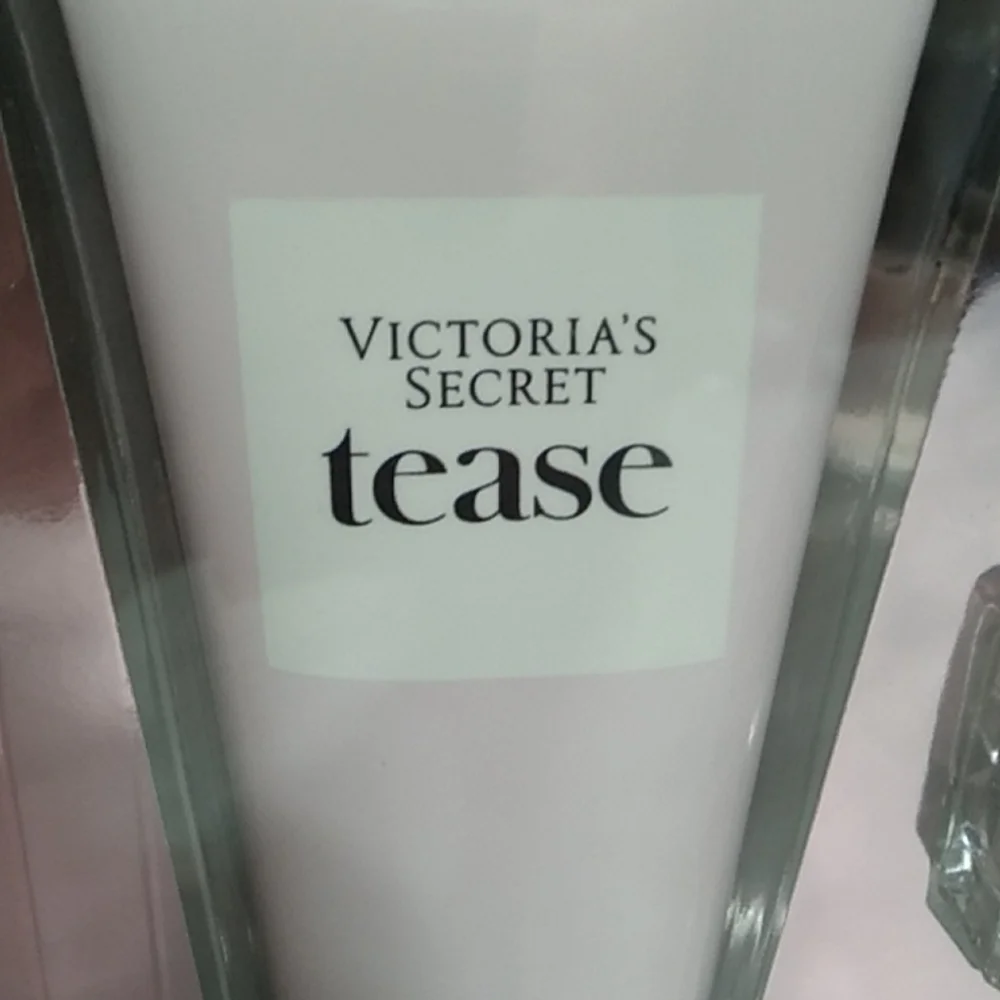 FINAL SALE! NWT Victoria's Secret 