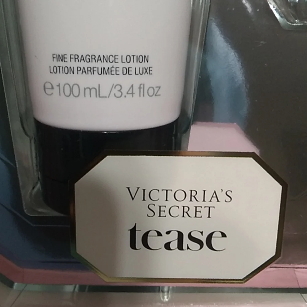FINAL SALE! NWT Victoria's Secret 