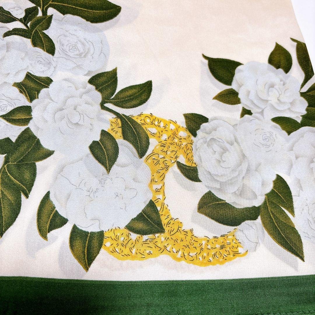 Scarf, floral pattern, silk-like, green, white, neck, bag
